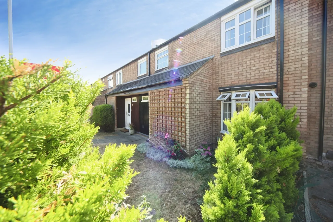 3 bed house for sale, Norfolk Road, Dunstable, LU5