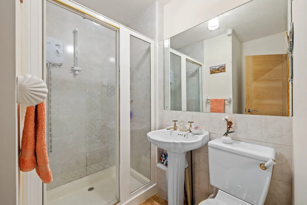 Fairwood Road, West Cross, SA3, photo 28
