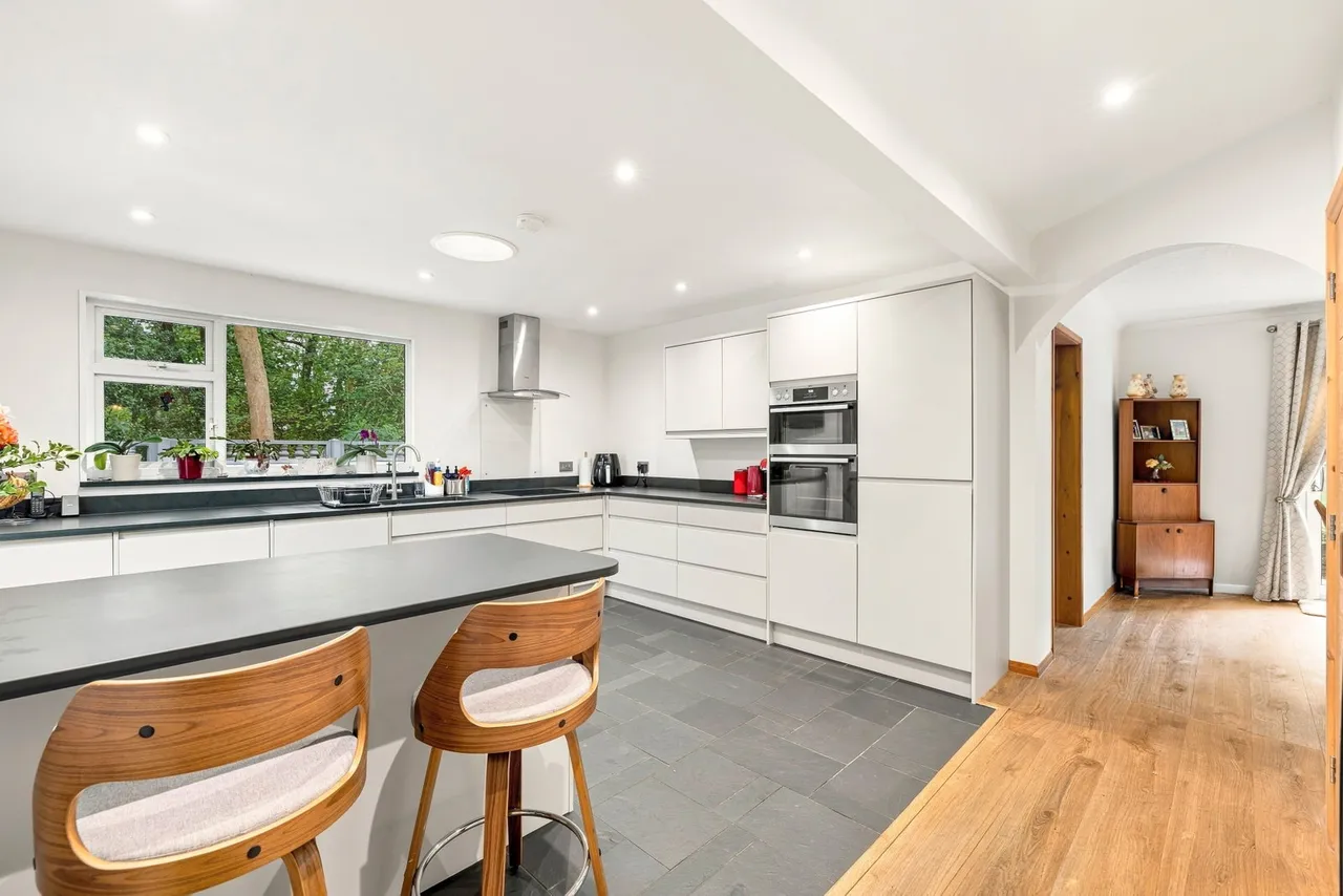 Fairwood Road, West Cross, SA3, photo 9