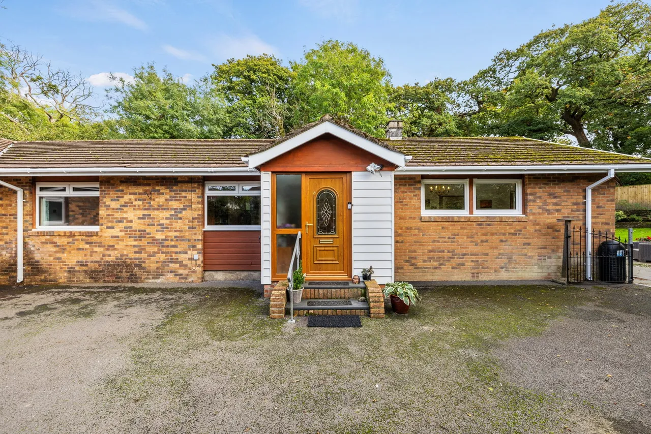 Fairwood Road, West Cross, SA3, photo 4