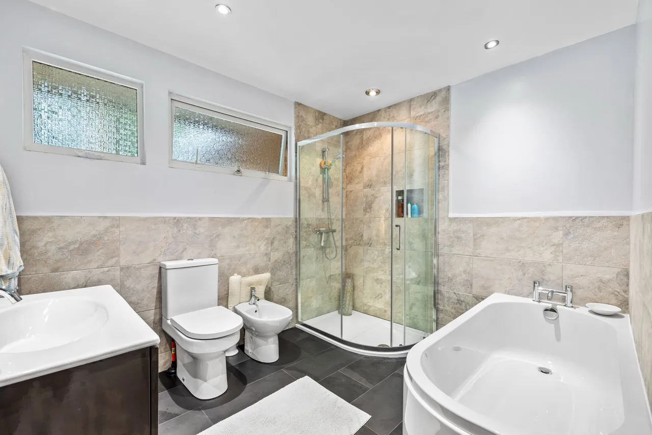 Fairwood Road, West Cross, SA3, photo 24