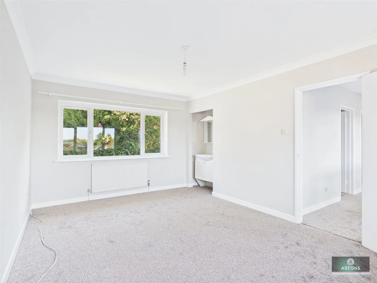 Harewood Close, Three Bridges, photo 13