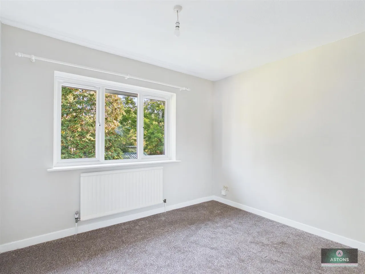 Harewood Close, Three Bridges, photo 15