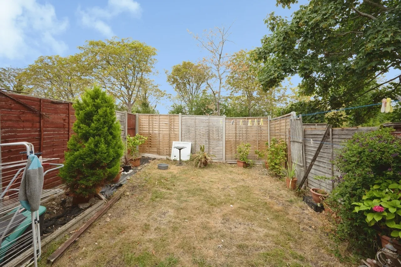 Walbrook Avenue, Springfield, MK6, photo 3