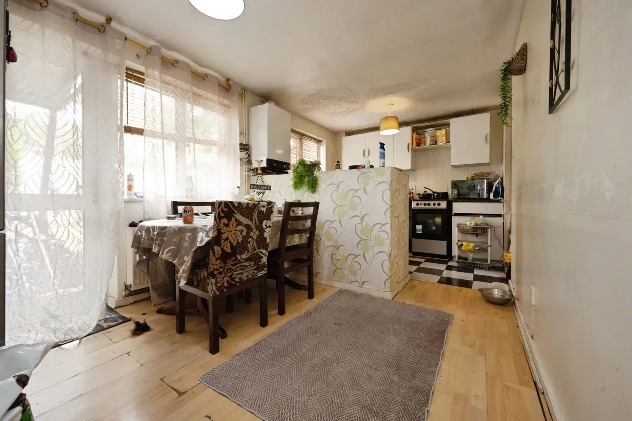 Walbrook Avenue, Springfield, MK6, photo 9