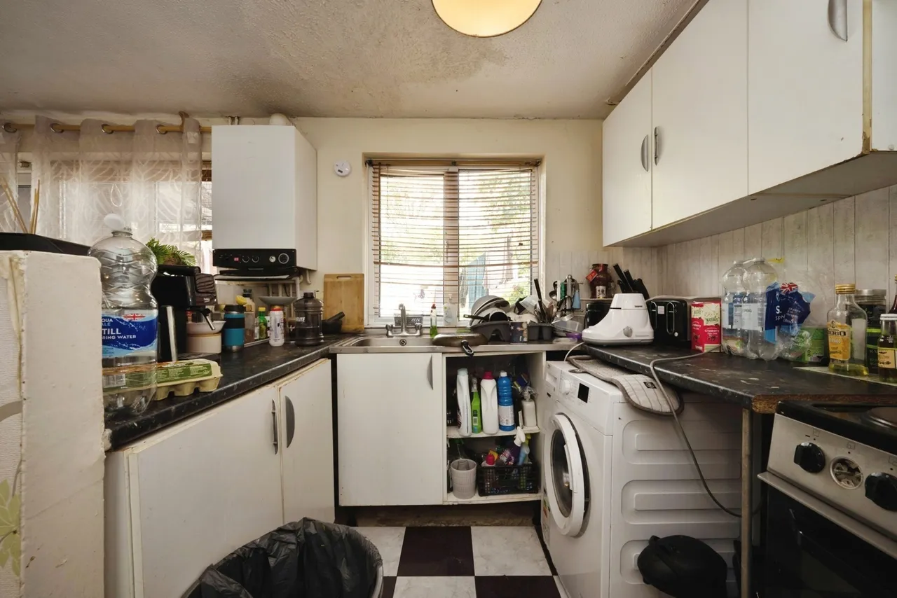 Walbrook Avenue, Springfield, MK6, photo 18