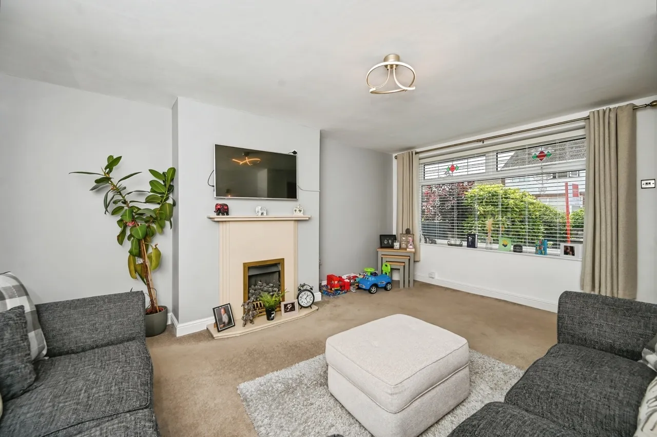 Hillside Grove, Penketh, Warrington, Cheshire, WA5, photo 5