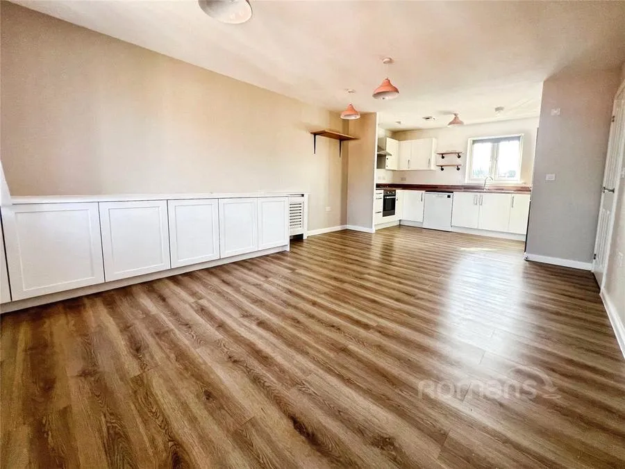 Charteris Close, Wellesley, GU11, photo 7