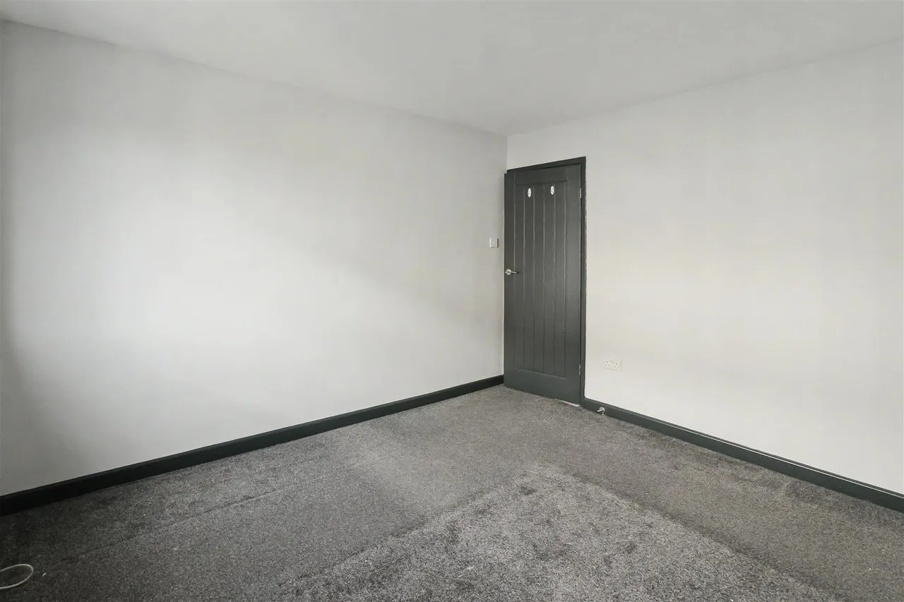 Hall Drive, Chilwell, NG9, photo 6