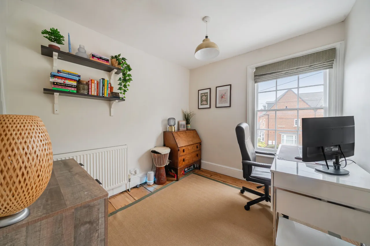 Shaw Road, Newbury, RG14, photo 6