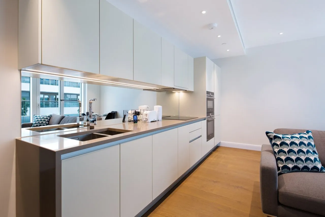 Queenstown Road, Battersea, London, SW11, photo 3