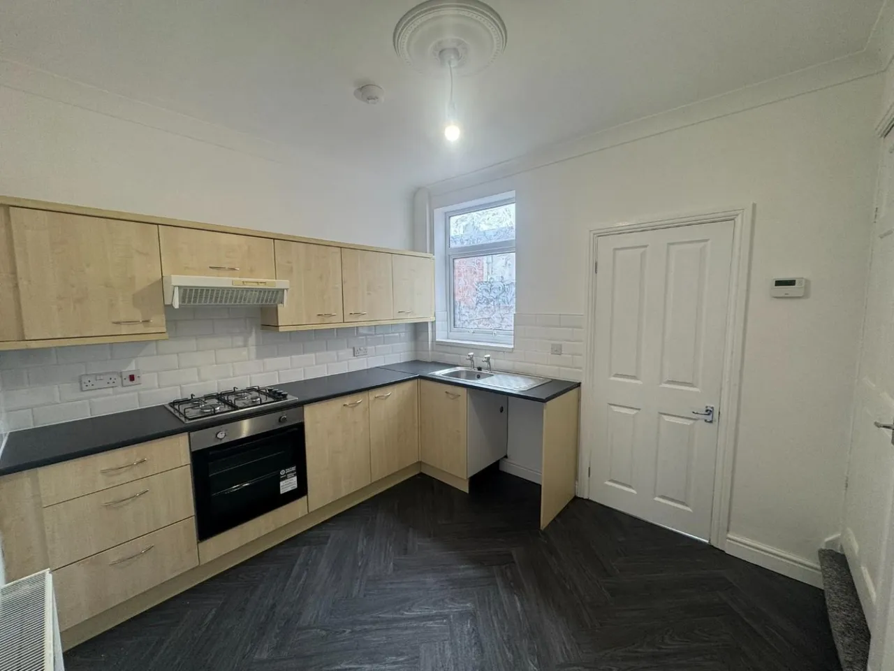 Rhyl Street, Featherstone, WF7, photo 2