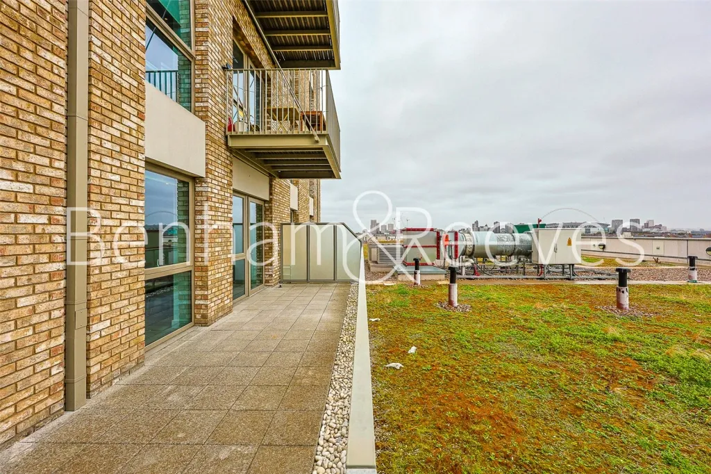 Caldon Boulevard, Wembley and Alperton, HA0, photo 4