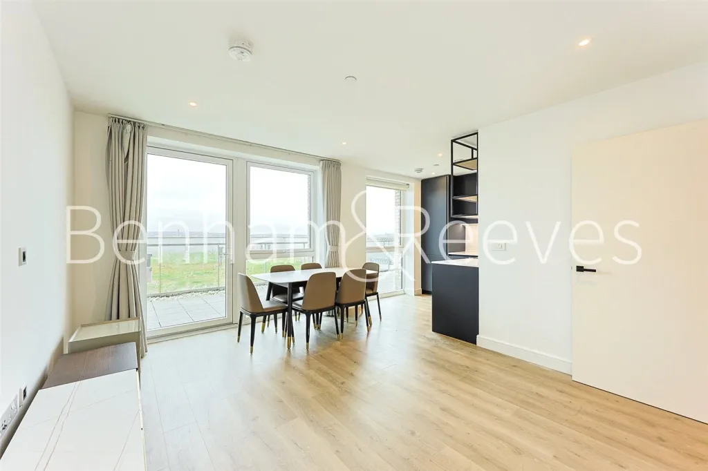 Caldon Boulevard, Wembley and Alperton, HA0, photo 2