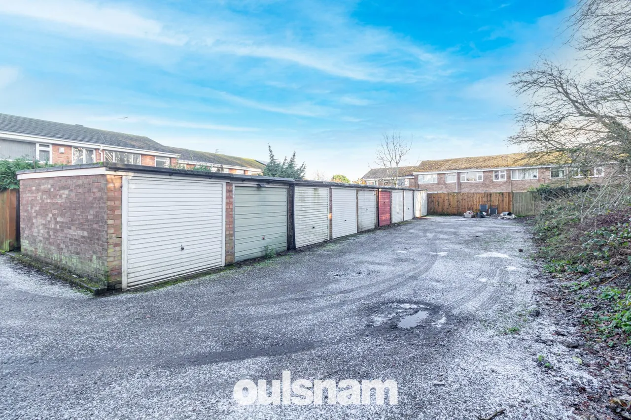 Winchester Gardens, Birmingham, West Midlands, B31 2QB, photo 17