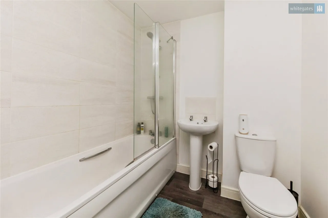 Thomas Aston Place, Henhull, CW5, photo 13