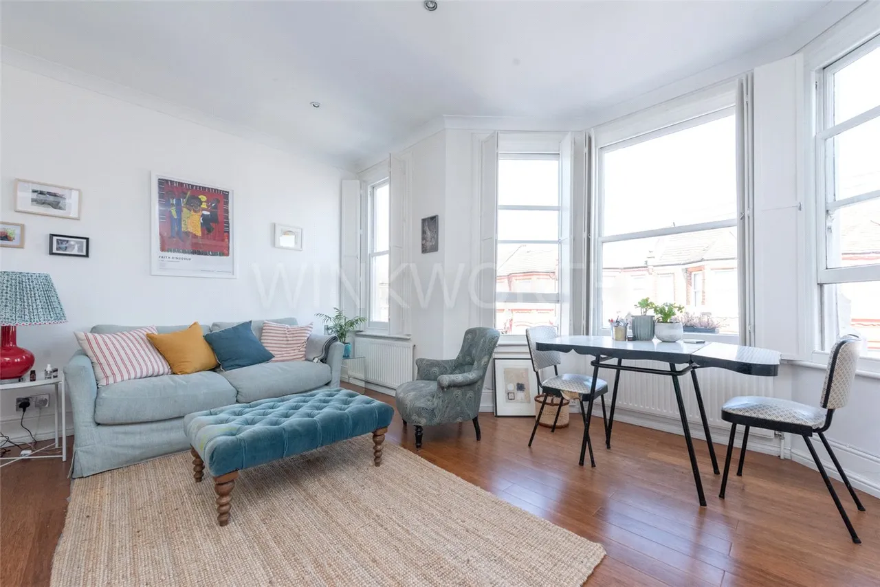 Bathurst Gardens, London, NW10, photo 5