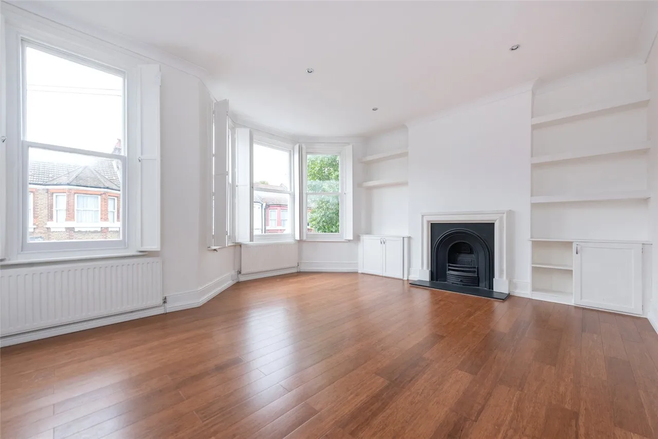 Bathurst Gardens, London, NW10, photo 9