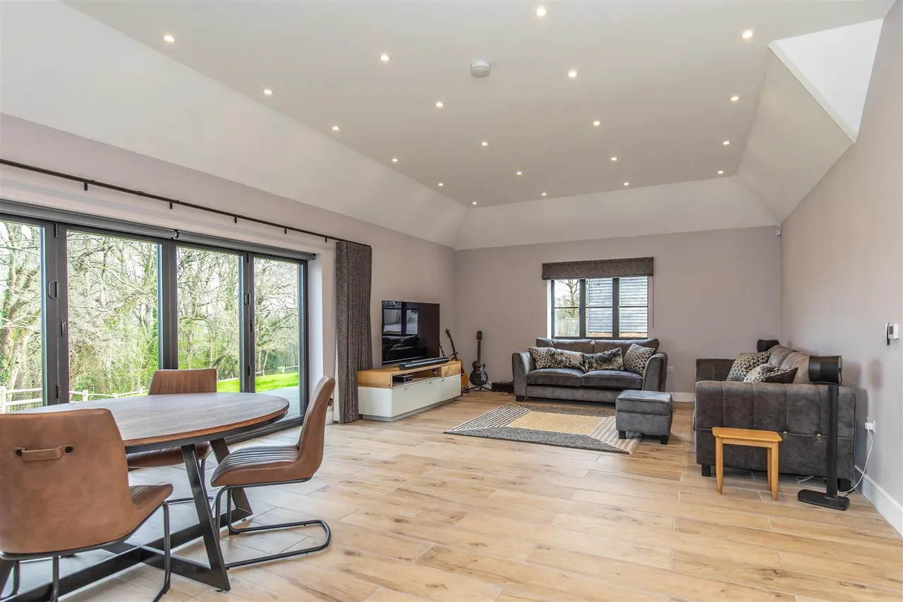 Brick Kiln Lane, Hadlow Down, Uckfield, TN22 4EJ, photo 10