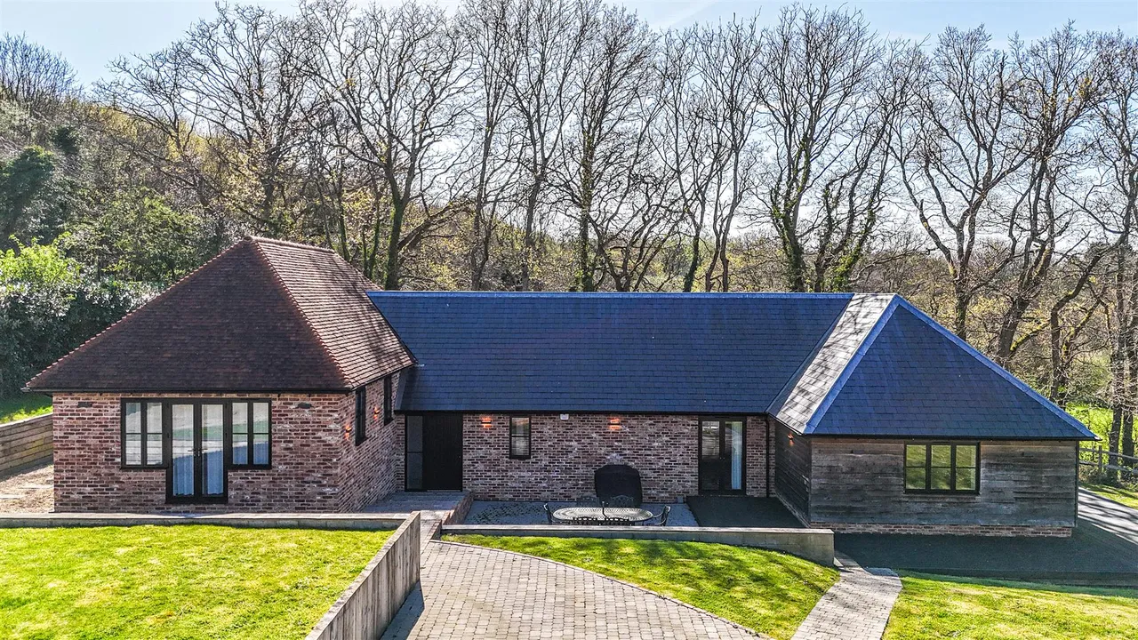 Brick Kiln Lane, Hadlow Down, Uckfield, TN22 4EJ, photo 4