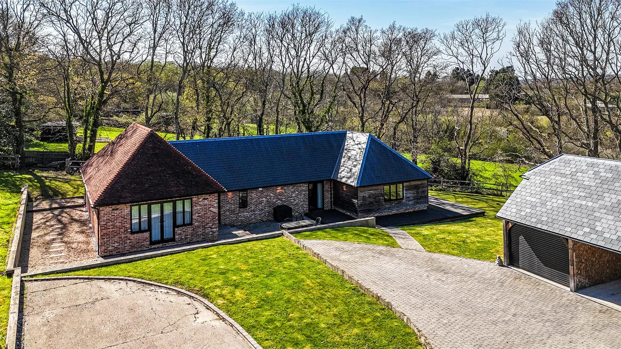 Brick Kiln Lane, Hadlow Down, Uckfield, TN22 4EJ, photo 46