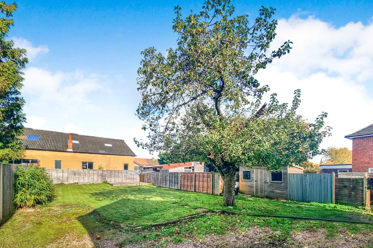 Ash Street, Ash, Guildford, Surrey, GU12 6LJ, photo 2