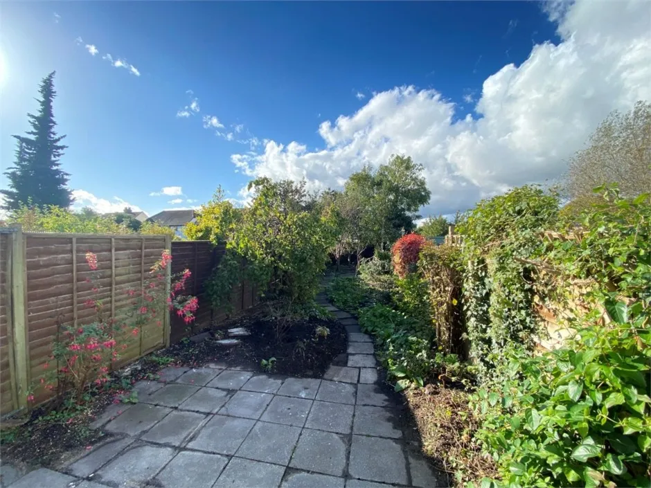 Bridge Road, Uxbridge, UB8, photo 9