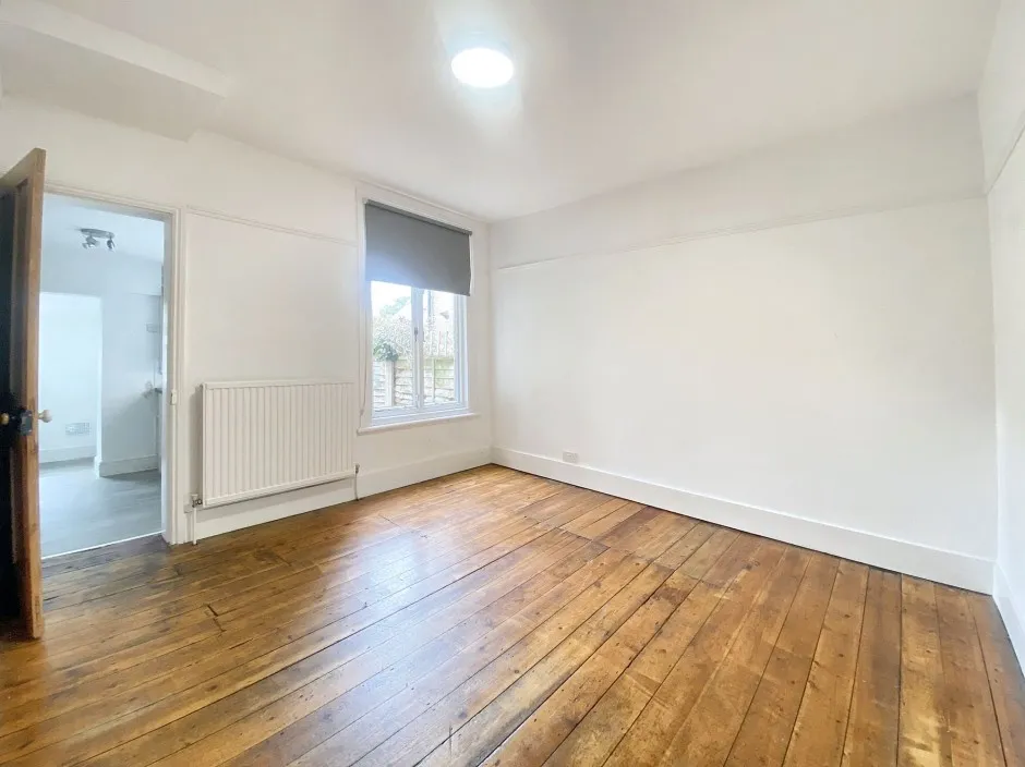 Bridge Road, Uxbridge, UB8, photo 2