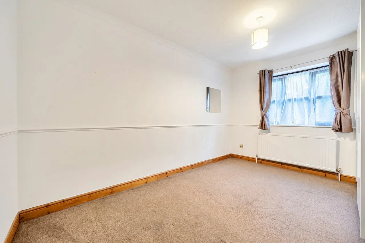 Jasmin Close, Northwood, HA6, photo 11