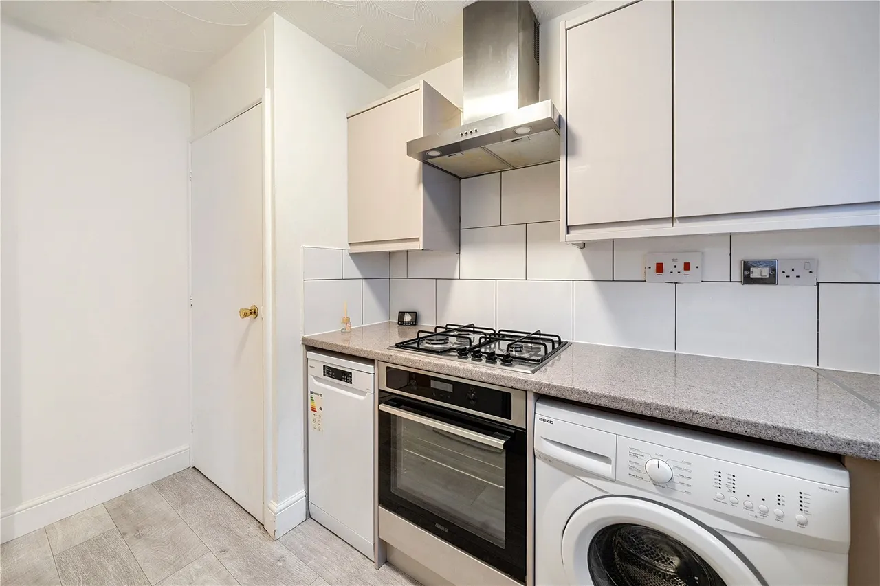 Jasmin Close, Northwood, HA6, photo 9