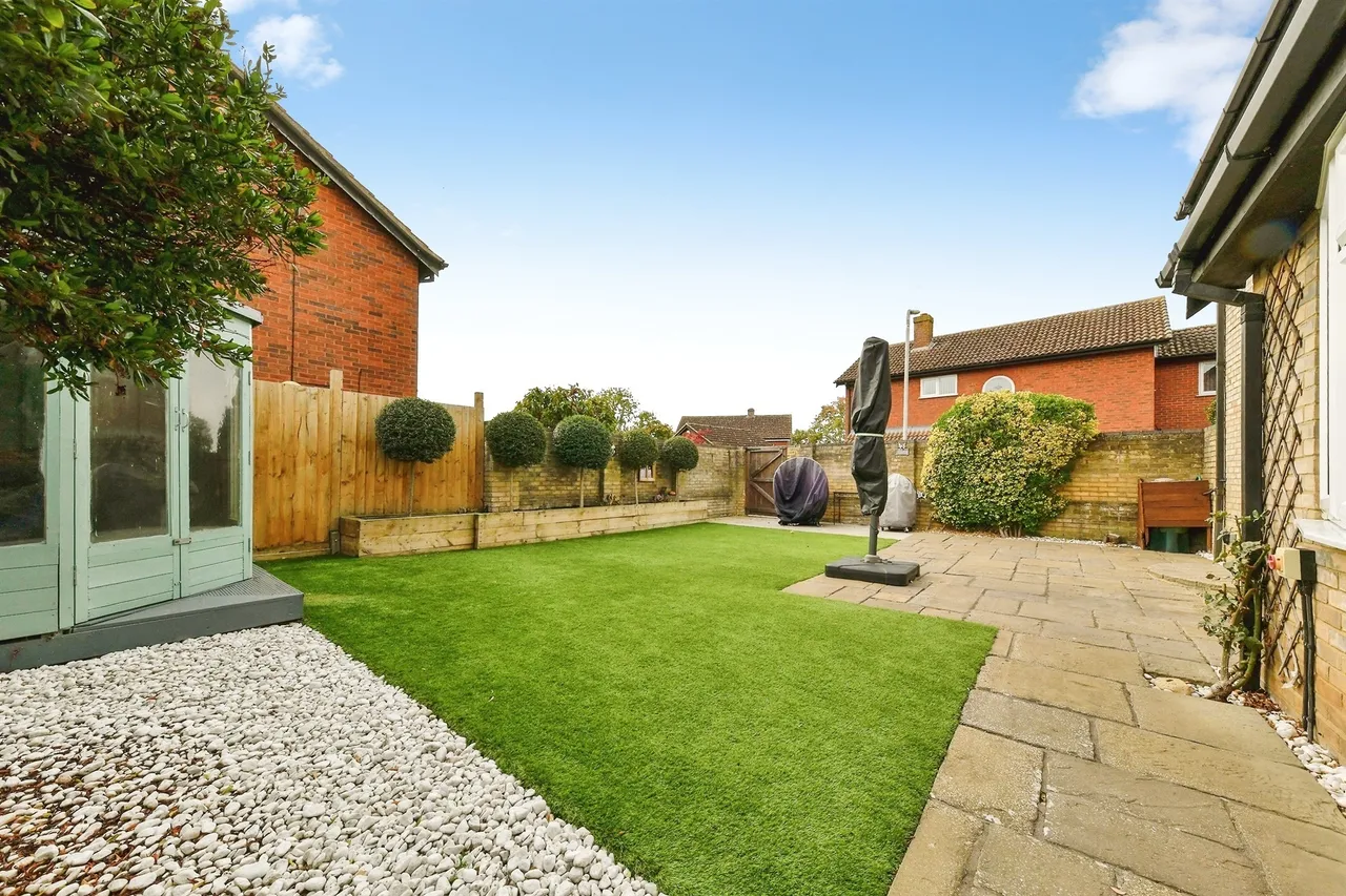 Peartree Close, Shefford, SG17, photo 18