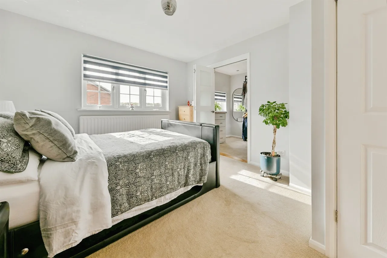 Peartree Close, Shefford, SG17, photo 11