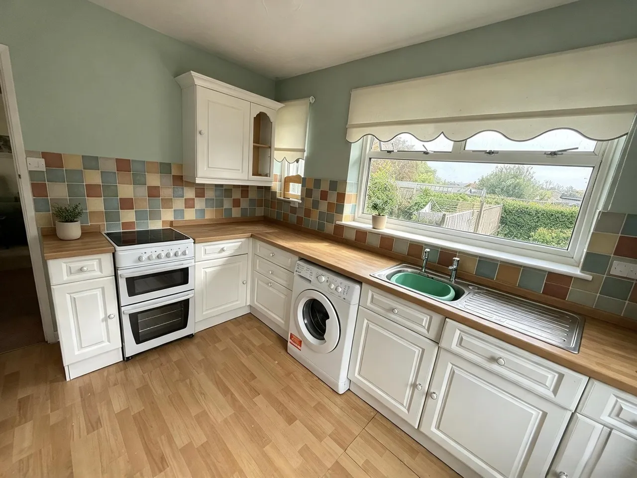 Oldfield Avenue, Eastbourne, BN20, photo 4