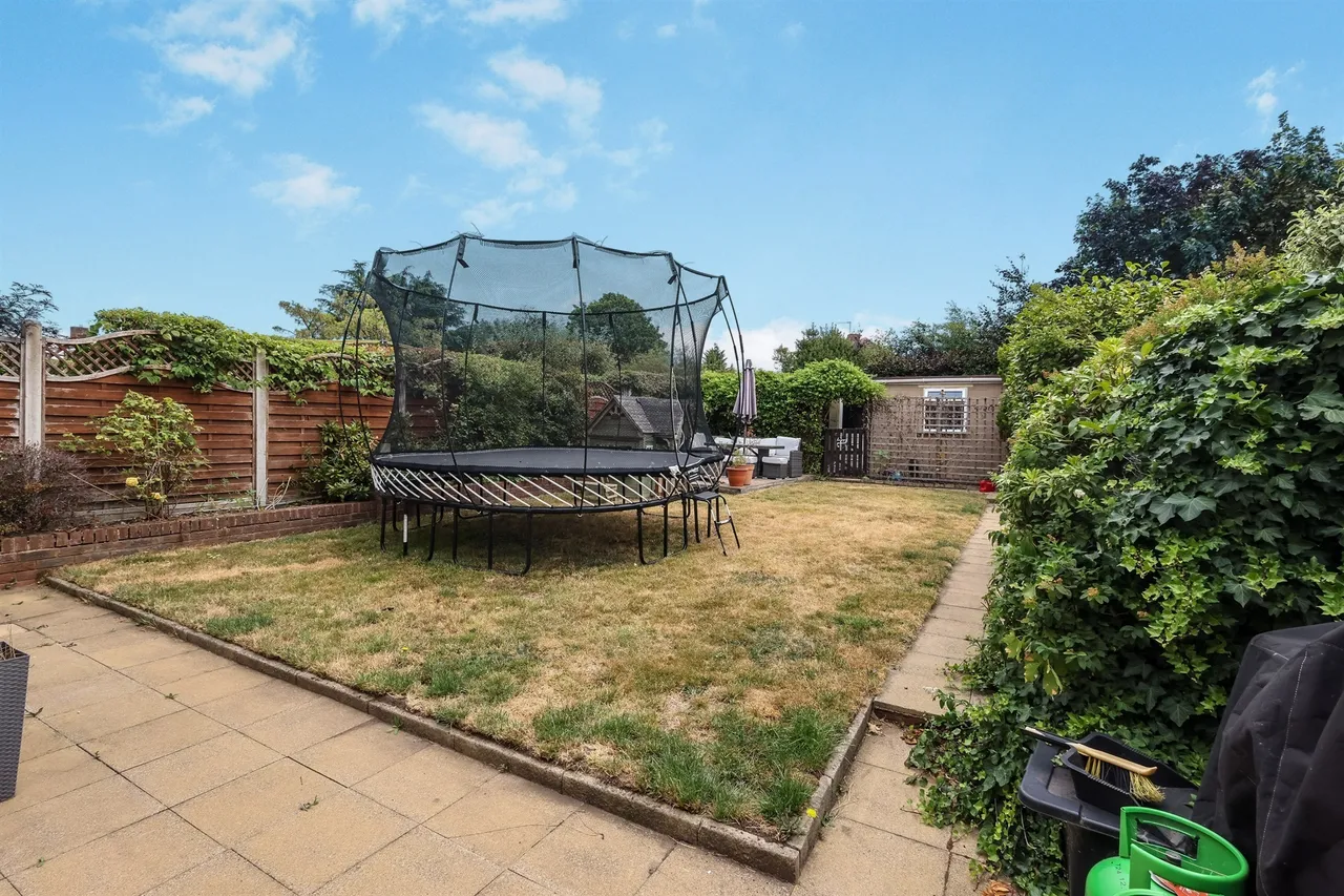 Southfield Avenue, Castle Bromwich, B36, photo 17