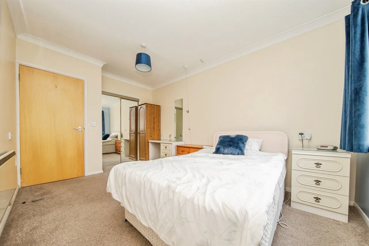 Exeter Drive, COLCHESTER, photo 8