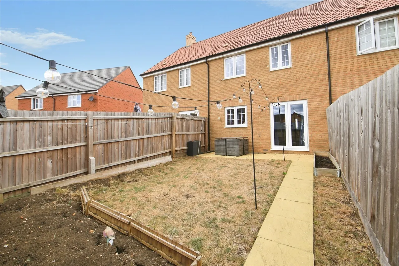 Brewton Drive, Deeping St. James, Peterborough, Lincolnshire, PE6, photo 12