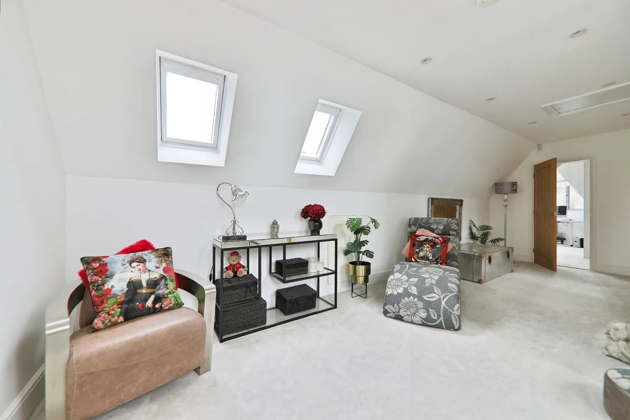 Temple Close, Welton, HU15, photo 12