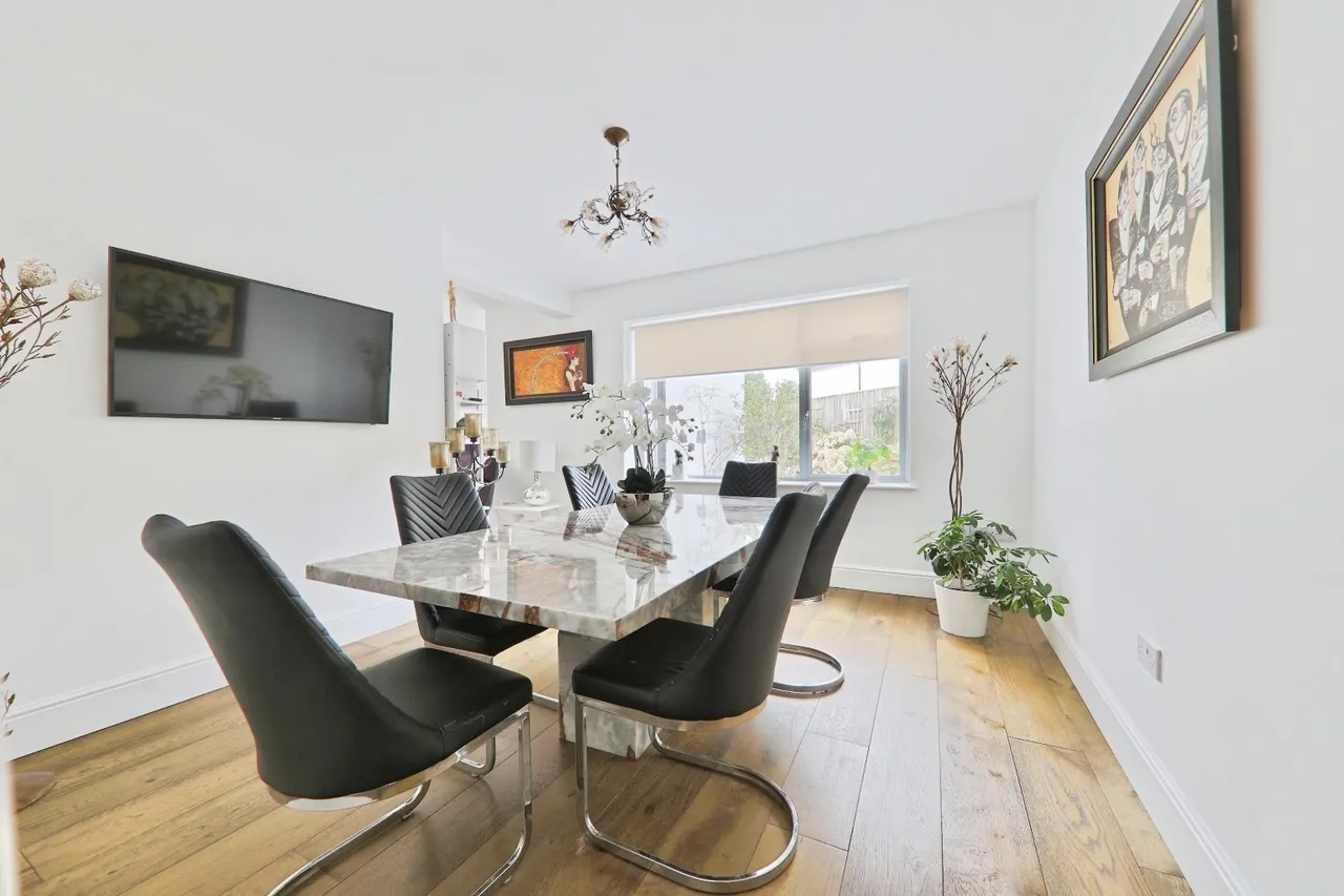 Temple Close, Welton, HU15, photo 4