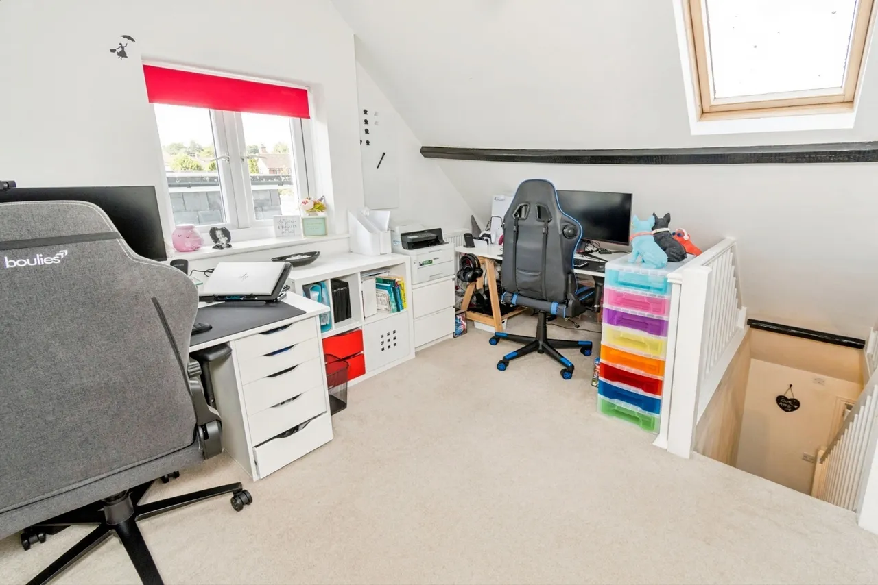 Pemberton Road, Lyndhurst, SO43, photo 14