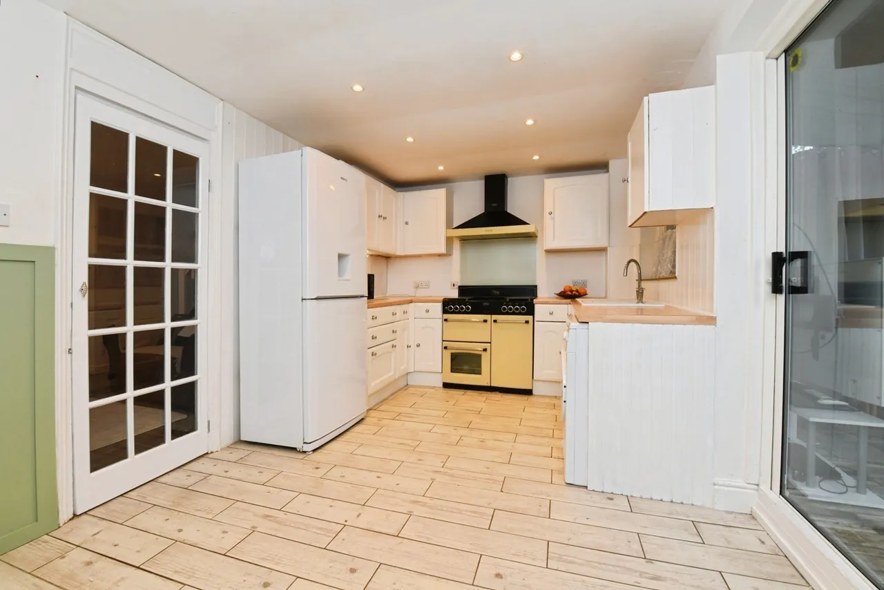 Pennyroyal Crescent, Witham, Essex, CM8, photo 5