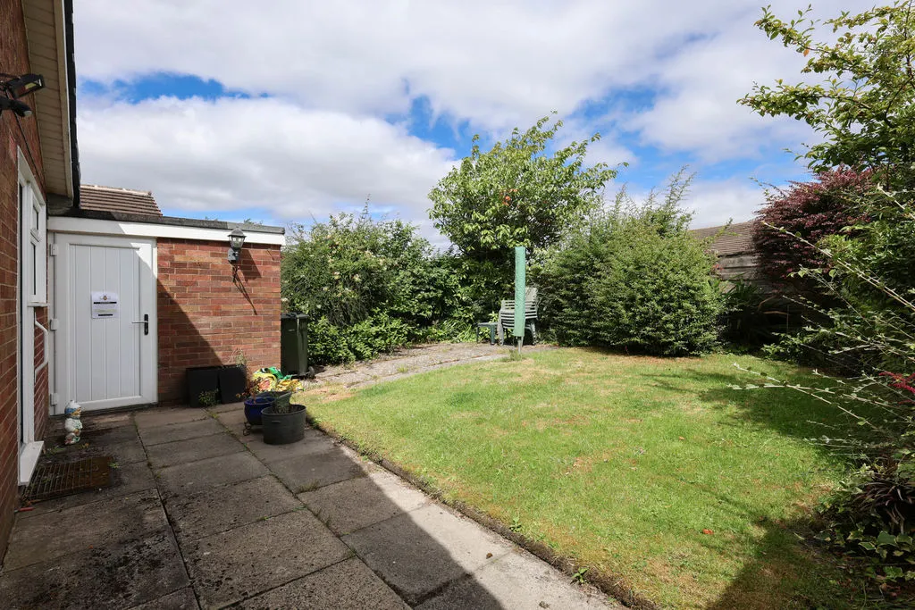 Starring Way, Littleborough OL15 8NX, photo 12