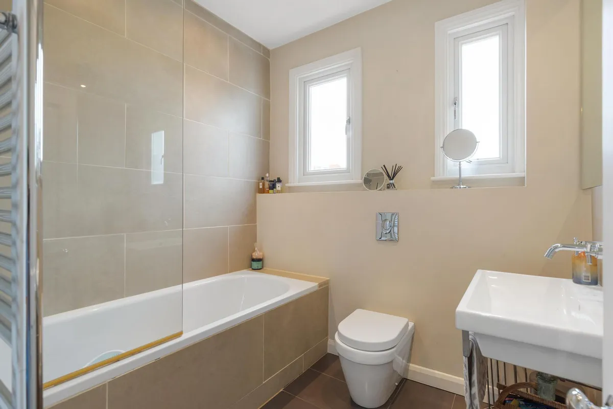 Drayton Road, London, W13, photo 11
