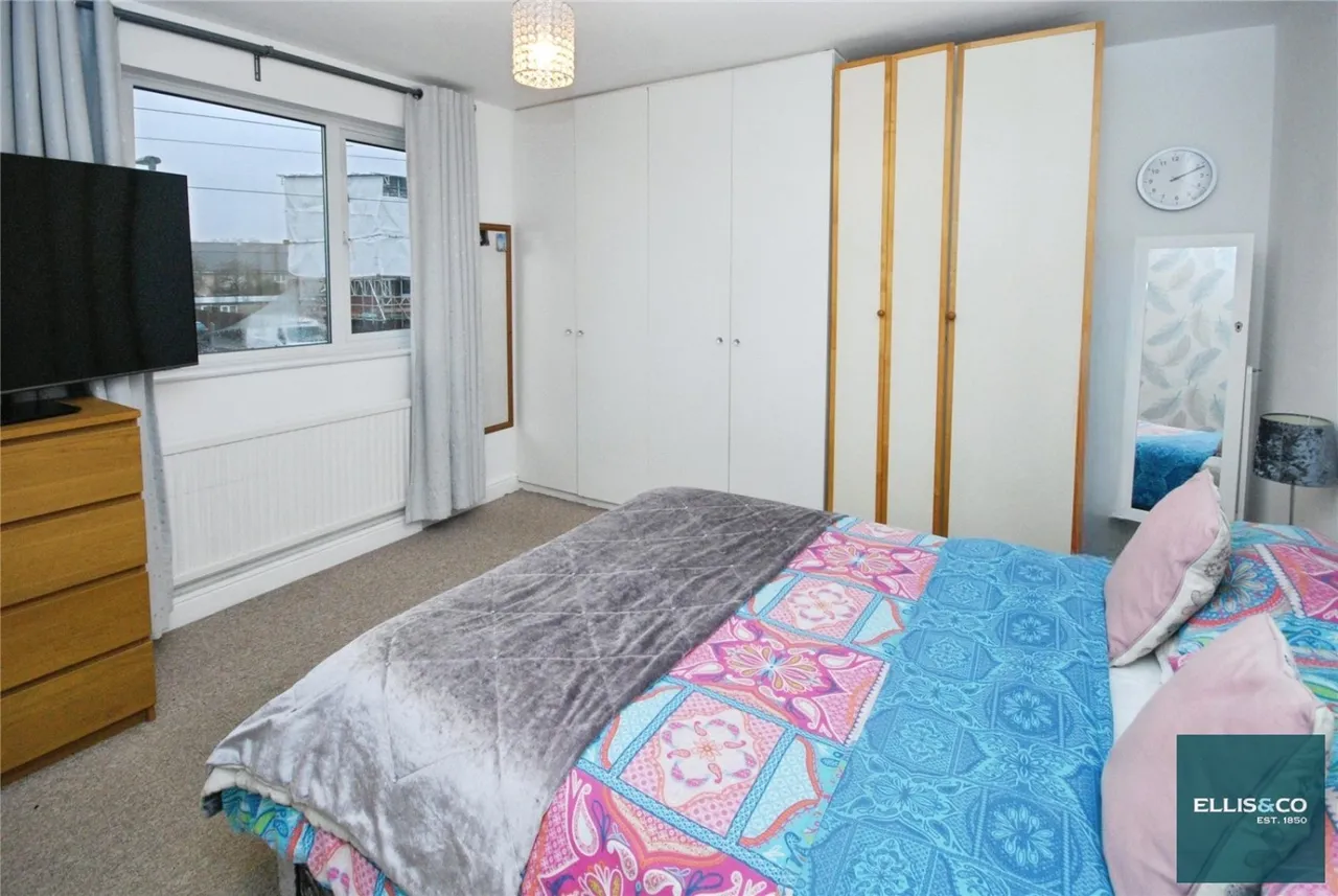 Prayle Grove, Cricklewood, NW2, photo 10
