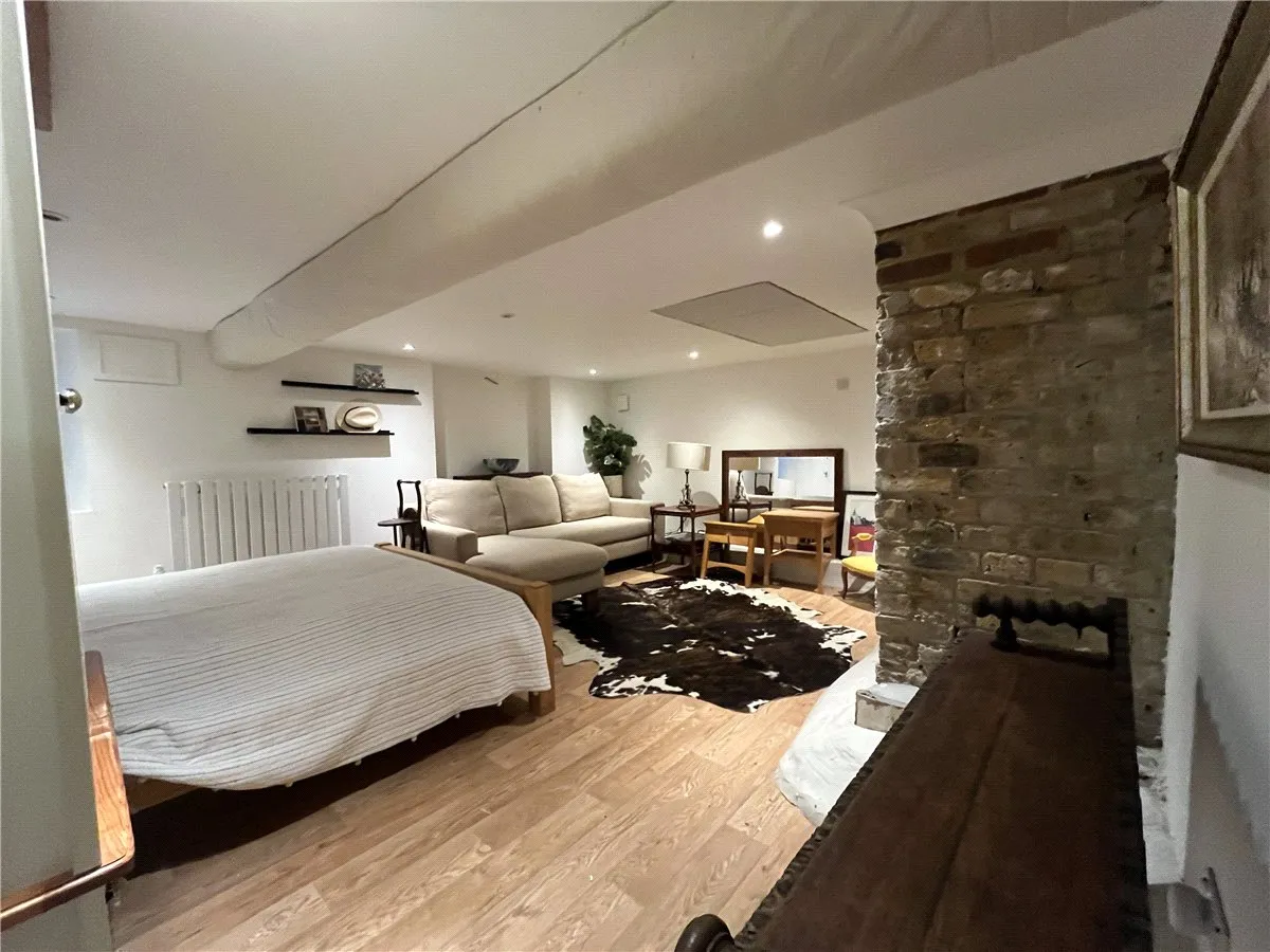 Nightingale Lane, London, SW12, photo 20
