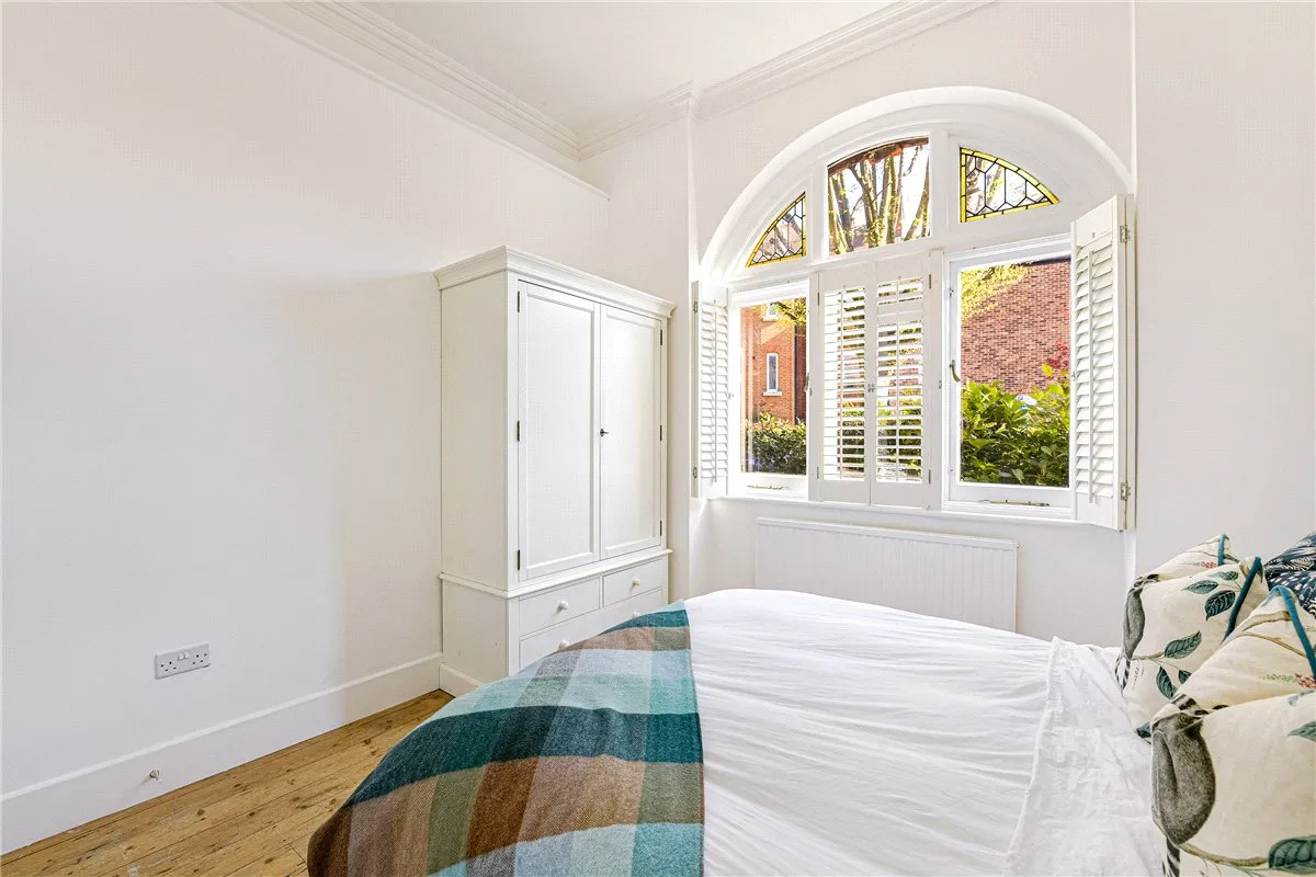 Nightingale Lane, London, SW12, photo 9
