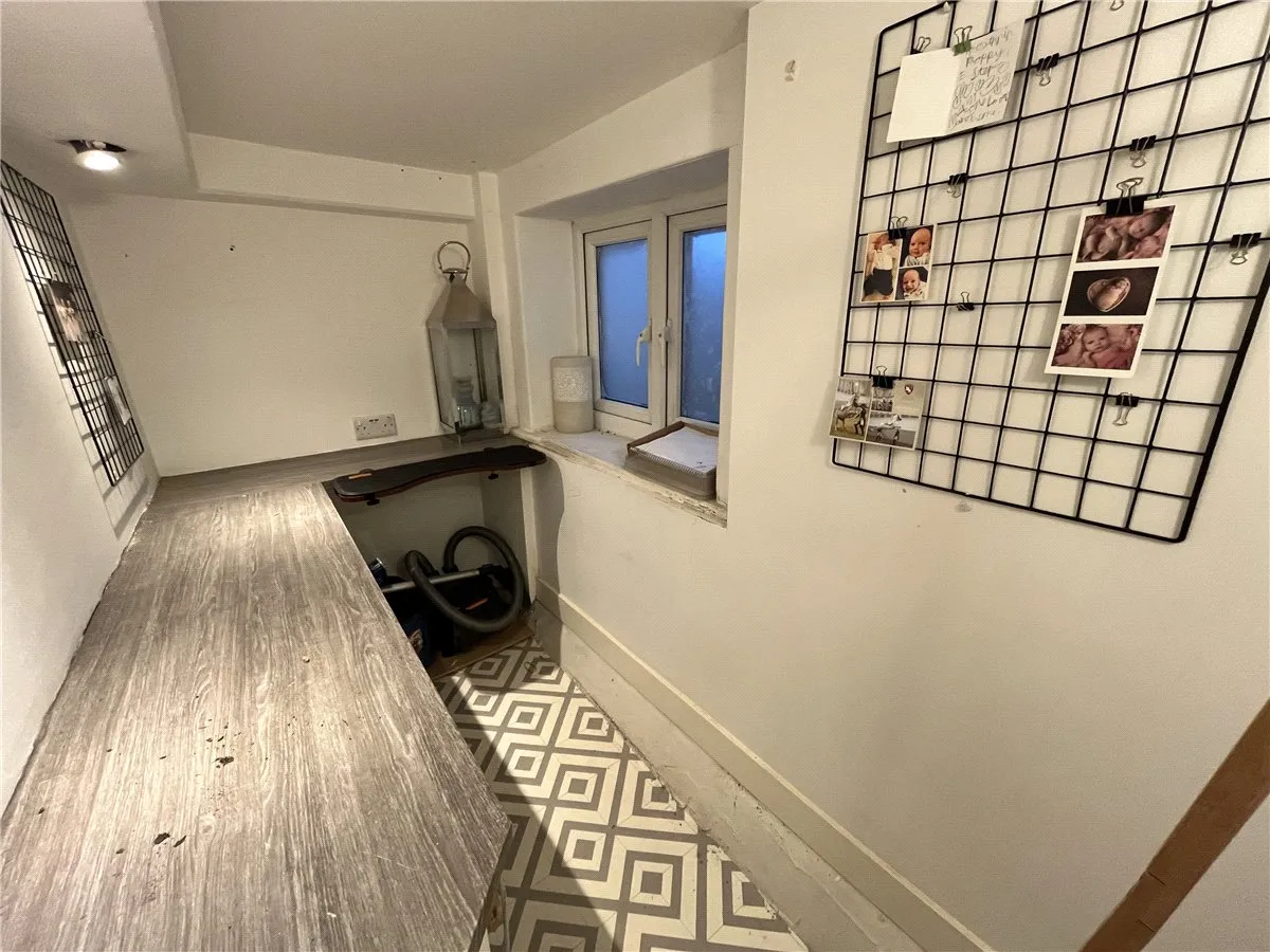 Nightingale Lane, London, SW12, photo 21