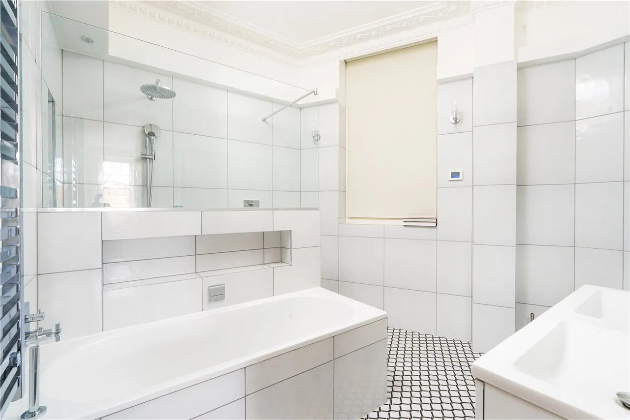 North Gate, Prince Albert Road, St John's Wood, London, NW8 7EJ, photo 8