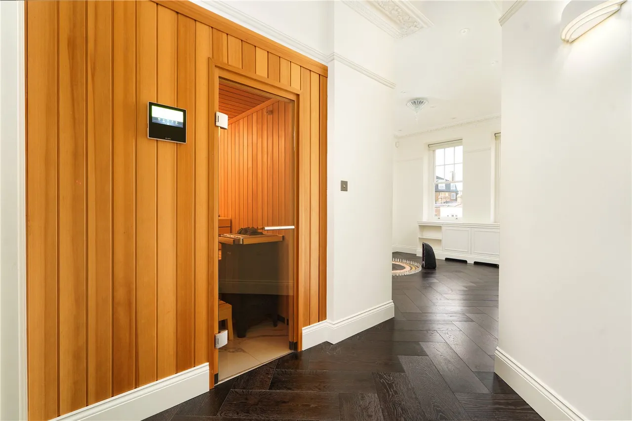 North Gate, Prince Albert Road, St John's Wood, London, NW8 7EJ, photo 10