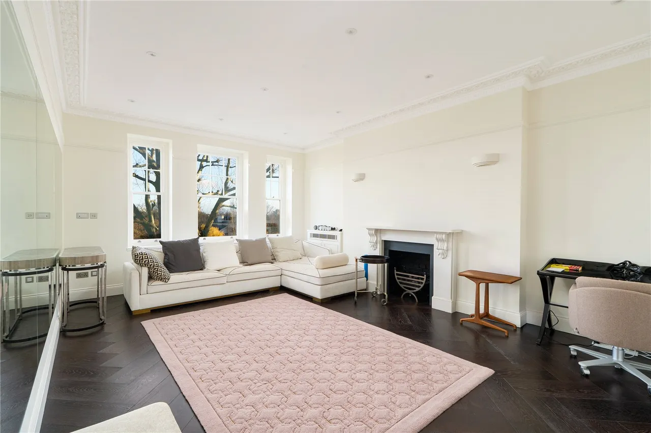 North Gate, Prince Albert Road, St John's Wood, London, NW8 7EJ, photo 11