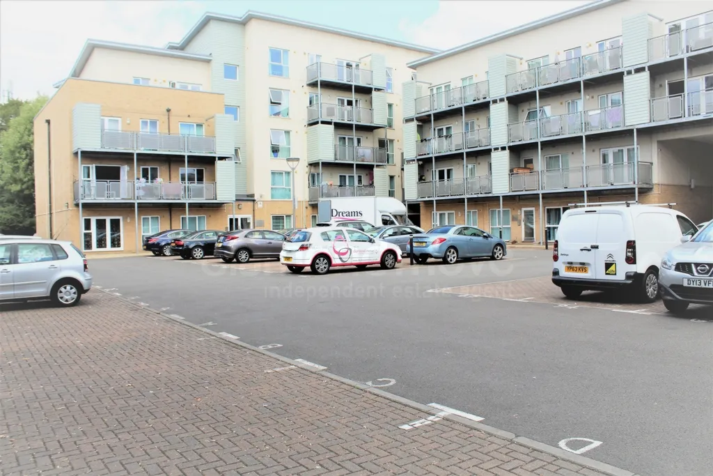 Hibernia Road, Hounslow, TW3 3RJ, photo 2